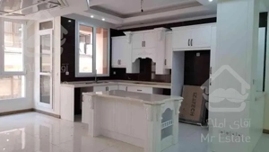 تهیه و پخش انواع یراق کابینتی و مبلی