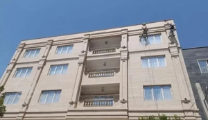۱۴۰متر سه خواب ساخت ۱۴۰۰ تکمیل سند ملکی قلب گلستان
