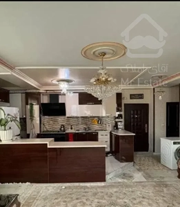 واحد ۹۱ متر/ دو نبش / خوش نقشه / رو به نما / برغان