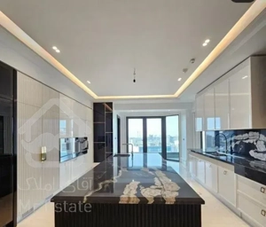 اپارتمان ۴۰۰ متر /۴خواب مستر/فرمانیه سنبل