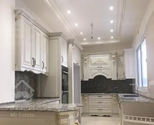 135متر اپارتمان در کامرانیه شمالی