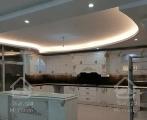 ۲۲۰ متری/۳ خواب/تک واحدی/غرق نور/تمام چوب