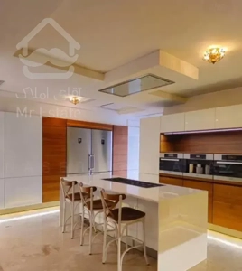 ۱۶۲ متری / تک واحدی / کلید نخورده