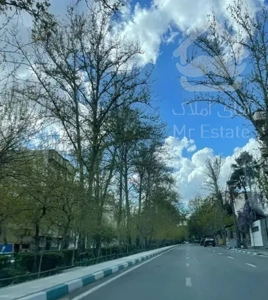 دروس ۱۷۵ متر۵ ساله فول فرنیش