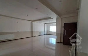 آپارتمان ۱۴۰ متری تک واحد مرکز شهر محمودآباد