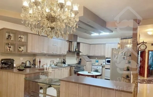 آپارتمان 200 متر ، فکوری