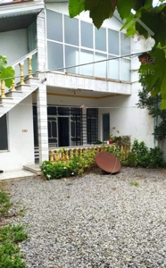 اجاره خانه ویلایی دربست داخل شهر حیاط دار