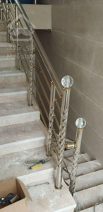 اجرا و فروش انواع سقف کاذب و نرده استیل