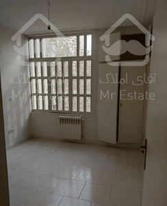 اپارتمان 120متری تک واحدی قلهک(مترو)