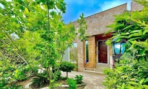 ویلا باغچه همکف 201 متری شهرکی سند تک‌برگ