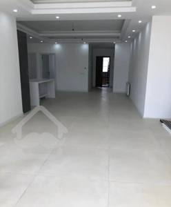 اجاره اپارتمان املاک اسپرس خانم میرزایی