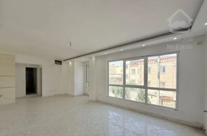 ویلایی ترین آپارتمان گرمسار