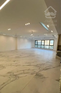 ۱۸۸متر نوساز ژورنالی/ تکواحدی /۳ پارکینگ /شخصی ساز