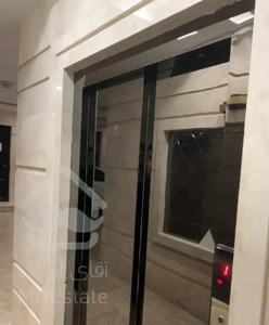 طبقه آخر حاشیه کلانتری ۲۵۰ متر