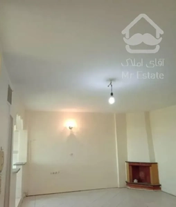 ۴دانگ از آپارتمان ۴۹ متری تهران شرق