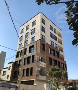 واحد ۱۳۷ متری بلوار ۹ دی خشک سه خواب