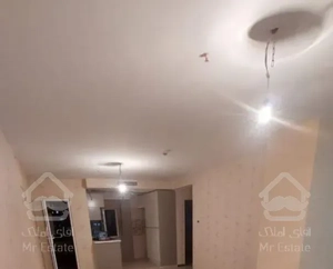 ۸۹ متری در برجهای غرب دریاچه