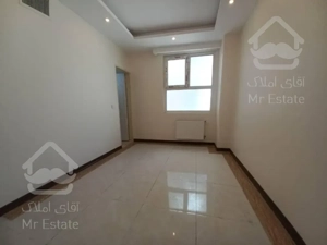 82متر 2خواب/روبه آفتاب  فول امکانات/فردوس غرب