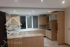 **آپارتمان ۹۳ متری مرکزیها **