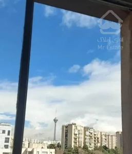 آپارتمان تک واحدی / ۳ خواب/ نوساز/ ستارخان