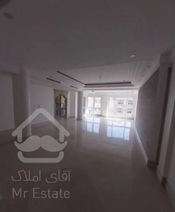 آپارتمان ۲۱۰ متری سه خوابه فرمانیه شرقی