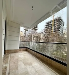 ۱۷۰ متر۳خواب برج باغ اصیل/مشاعات کامل/طبقات بالا