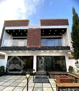 تریبلکس مدرن استخردار سند تک برگ منطقه تشبندان