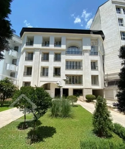 165 متر*سه خواب*مستر*فول*میرداماد شمالی