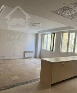 ۸۲ متر فول بدون پرت سالن پرده خور غرق در نور