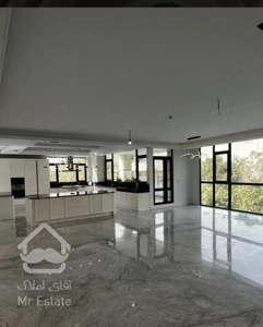 گلستان شمالی ۲۴۰ متر ۳ خواب مستر ۲ پارکینگ