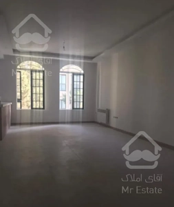 ۱۱۱متری/فول/فلکه اول/بدون مشابه