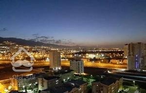 برج قائم72متر میدان ساحل دریاچه