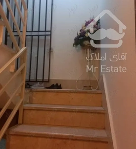 ۴۳.۵متری فول امکانات  خوش نقشه