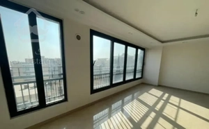 اپارتمان ۱۶۰متری ۳خواب نوساز غرق نور اباذر