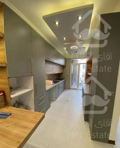 ۱۰۱ متر ۲خوابه طبقه۵ ویو تهران ۲p بازسازی کامل