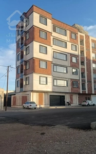 آپارتمان نوساز ۱۳۰ متری تعاون ۲ خواب
