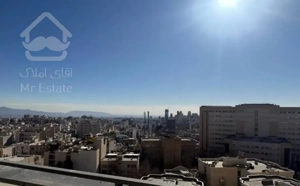 ۱۶۰ متر/۳خواب/طبقه ۵ /ویو واقعا ابدی/تراس چیدمان