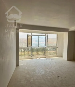 دوخوابه ۱۷۰ متری  /رو بلوار/صفر/شرایطی