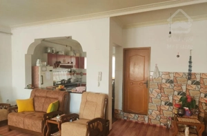 فروش آپارتمان ۱۲۲ متری ۲ خوابه طبقه ۱