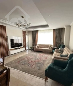 آخرین   ۸۲ متری   چهار باغ شرقی