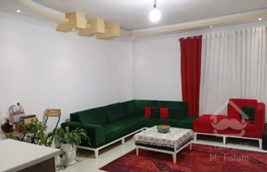 آپارتمان ۸۵ متری داخل شهر