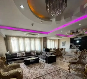 آپارتمان ۱۶۰متری/نزدیک حاشیه/خوش نقشه