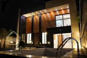 فروش ویلا ۳۵۰متری