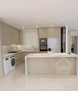 فرمانیه شرقی ۱۷۰ متر آپارتمان نوساز