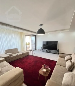 آپارتمان/۱۶۵ متری/۳ خوابه/کاشانی/وام دار