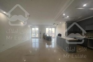 ١٢٧ متر ، ٢ خواب ، کاملا روبه آفتاب ، فول مشاعات