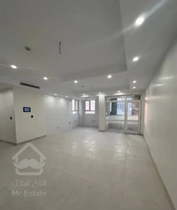 کلید نخورده ۹۰متری ۲خواب میدان ساحل