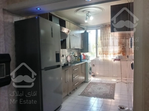 فروش آپارتمان با پارکینگ و انباری