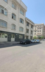 اجاره یکجا ۳۵۰ متر مفید و غیر مفید در دو واحد