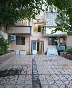 واحد 60متری بومهن 300 رهن